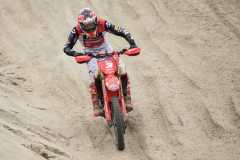 9322e45e-c993-4d5b-8af4-c0d1a697a897